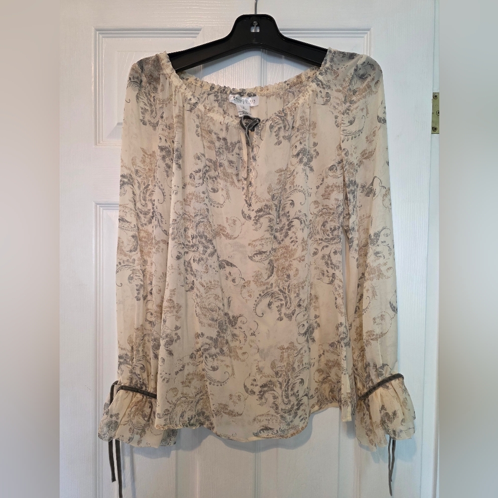 White House Black Market Cream Paisley Blouse